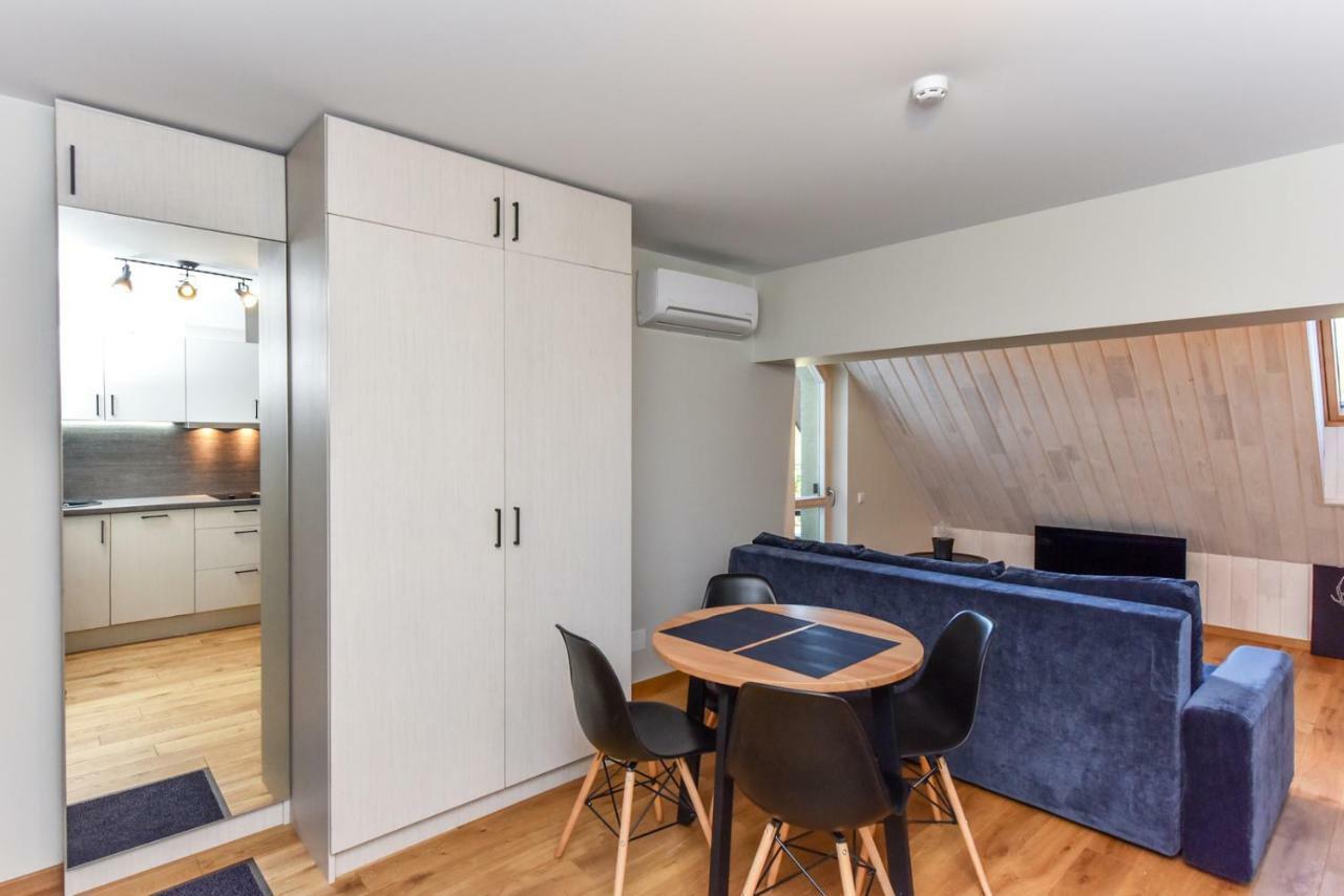 Geliu Terasos - Studija Su Balkonu Apartment Juodkrante Bagian luar foto